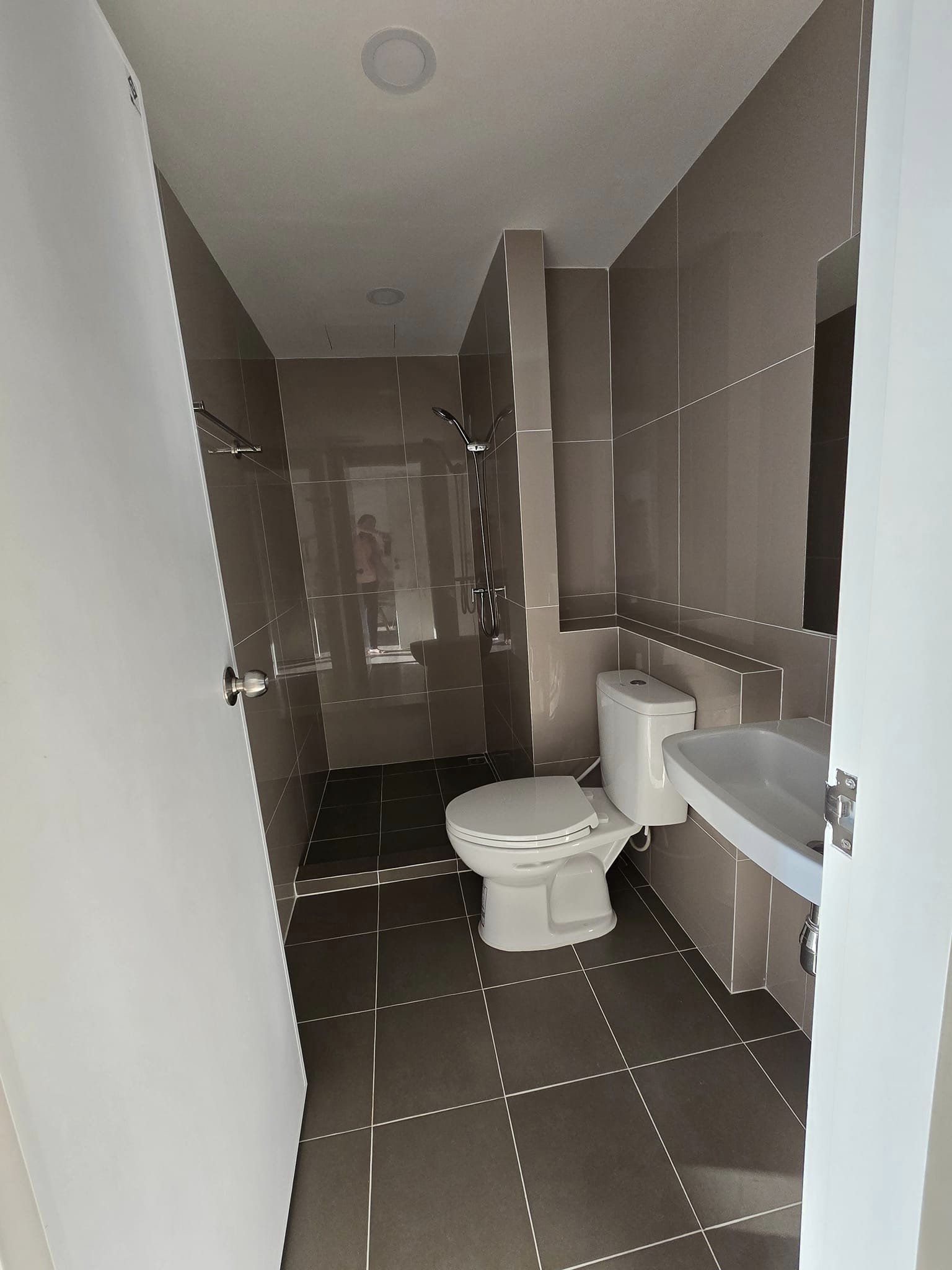 ปล่อยเช่าคอนโด Sena Kith Srinakarin - Sridan (เสนาคิทท์ ศรีนครินทร์ - ศรีด่าน) - 2ห้องนอน 1ห้องนั่งเล่น 1ห้องน้ำ - ใกล้ MRT ศรีด่าน - ขนาดห้อง 44 ตรม. ชั้น 6