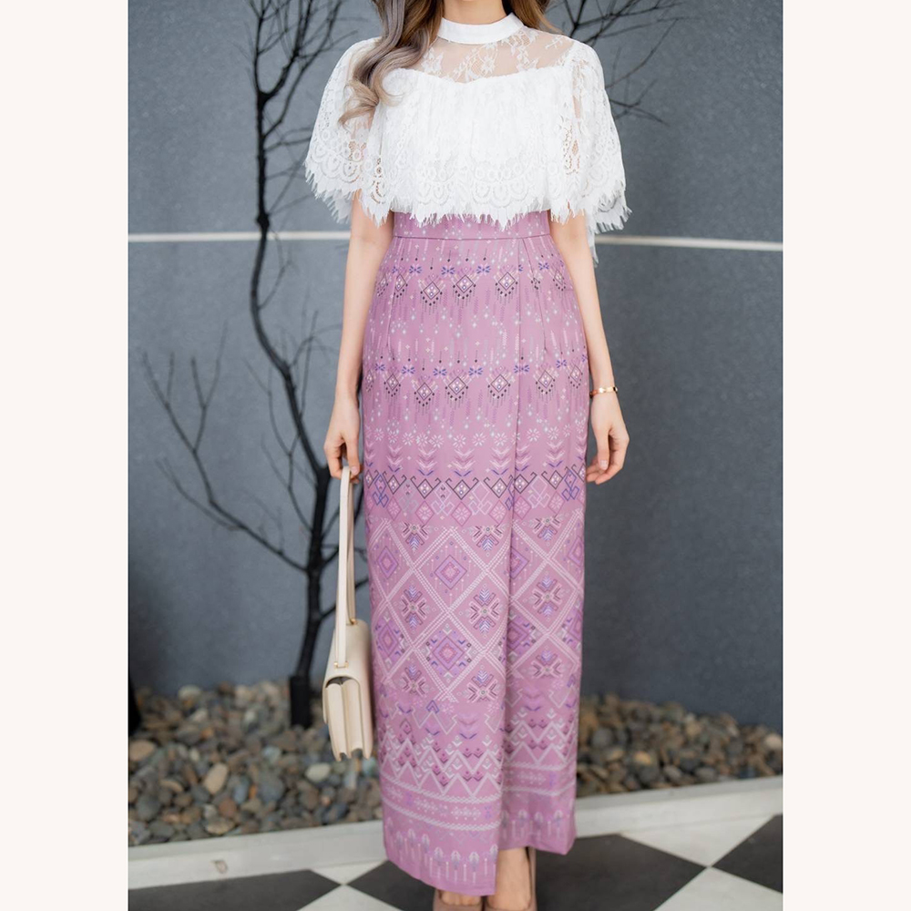 kudapy เซตเสื้อลูกไม้ขาว+ผ้าถุงลายไทยพิมพ์ลาย สีชมพู สีกรมท่า สีฟ้าน้ำทะเล สวยเรียบหรู ดูแพงมาก ดีไซส์น่ารักๆๆใส่ได้ทุกโอกาส