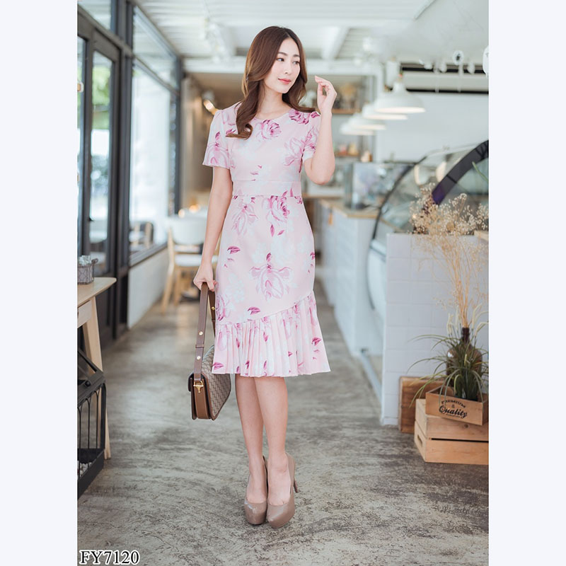 kudapy เดรสสั้นสีชมพู,สีฟ้า กระโปรงกึ่งพลีทใส่แล้วดูดีน่ารัก คุณหนู