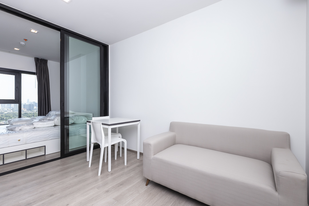 ให้เช่า The Base Phetkasem (เดอะเบส เพชรเกษม) ชั้น26 เครื่องใช้ไฟฟ้าครบ