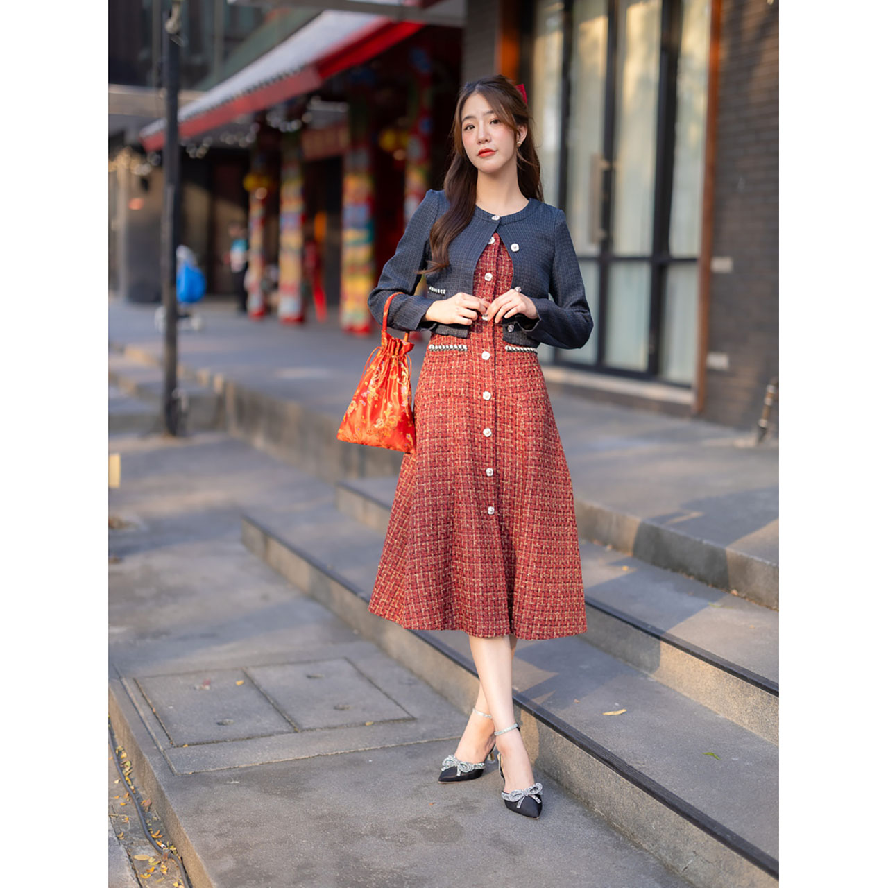 kudapy เซ็ทออกงานผ้าทวิต+เสื้อคลุมสีขาว/สีแดง/สีดำ