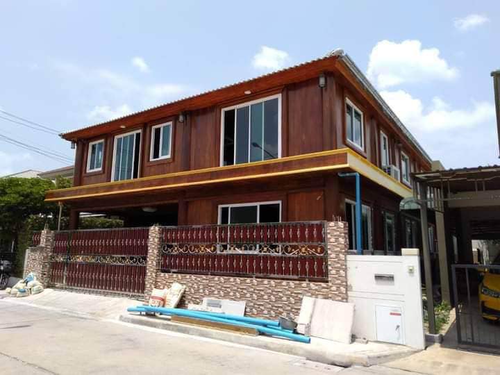 สีทาลายไม้ สีเขียนลายไม้ไตรร่า งานรับเหมาทาสี