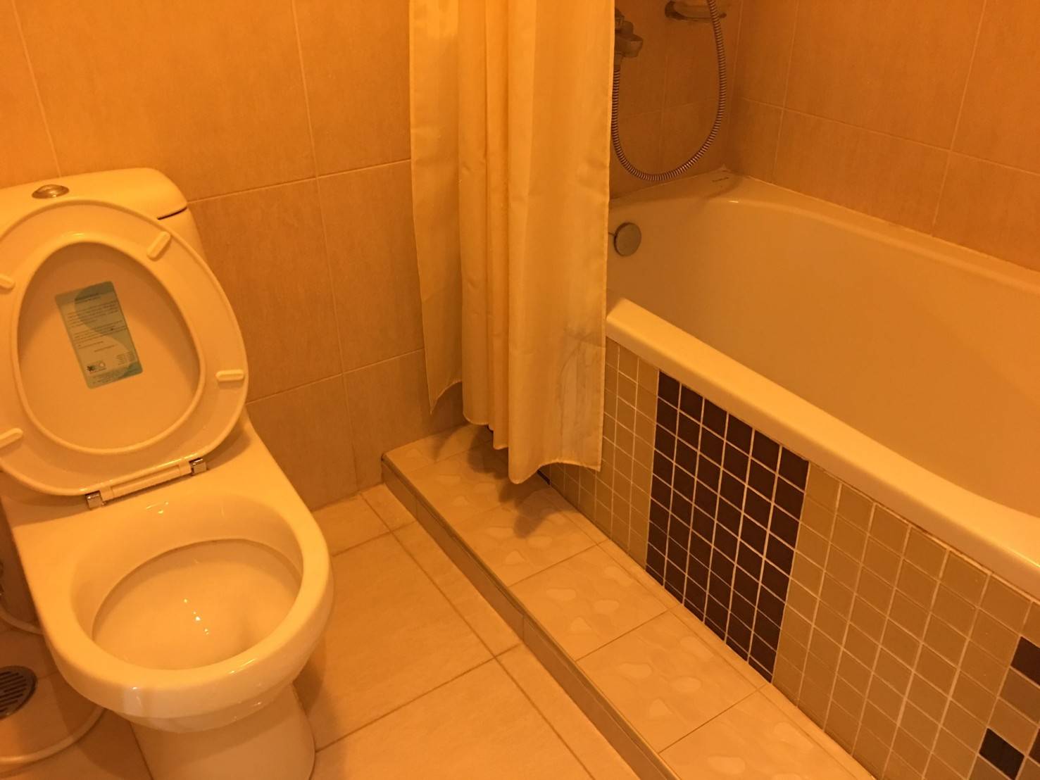 ให้เช่า เดอะ โคลเวอร์ ทองหล่อ เฟอร์ครบ ขนาด35ตรม.ชั้น9ตึกB