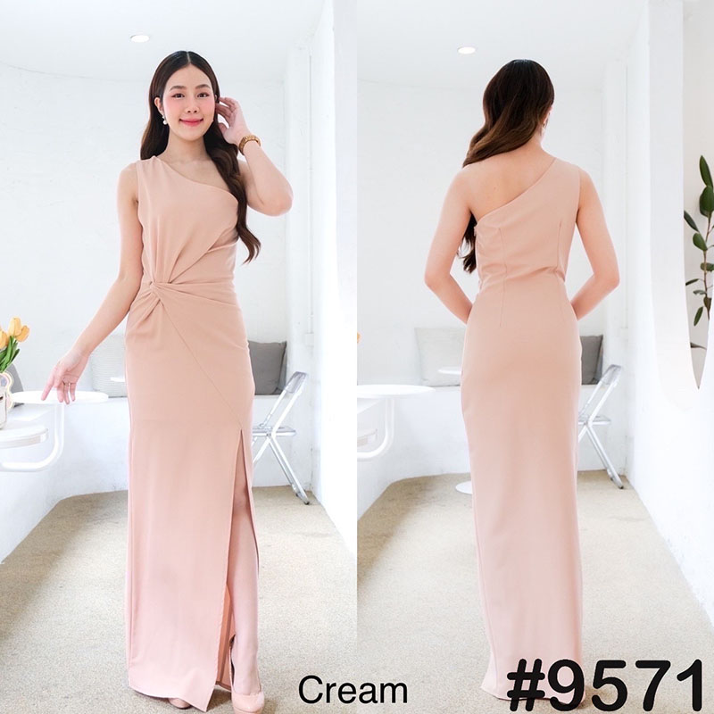 kudapy เดรสยาวสีแดงเบอร์กันดี,กรมท่า,ชมพู,ครีมนู้ด,เขียวพิตาชิโอ้,ส้มโอรส บ่าเดี่ยว จีบเอว กระโปรงผ่าหน้า