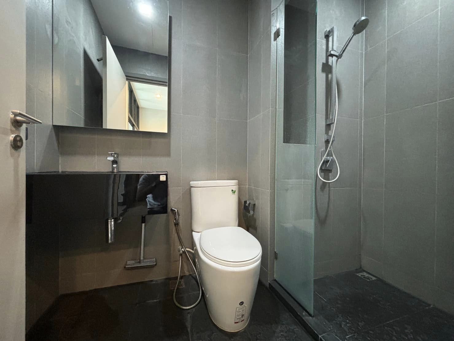 ให้เช่าคอนโด Whizdom Avenue Ratchada - Ladprao (วิซดอม อเวนิว รัชดา - ลาดพร้าว) - ตกแต่งเฟอร์ครบ - การเดินทาง: ติด MRT ลาดพร้าว