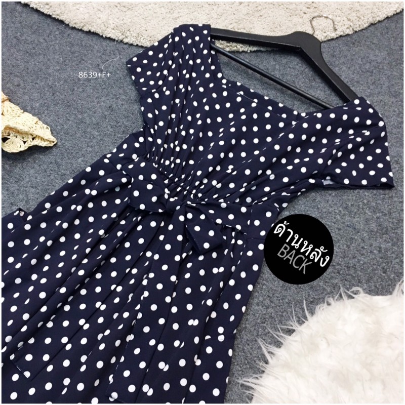 kudapy เดรสยาวสีกรมท่า เหลือง คอเหลี่ยม ผ้าโฟร์เวย์พิมพ์ลายจุด เย็บแต่งกระเป๋าหน้า 2 ข้าง