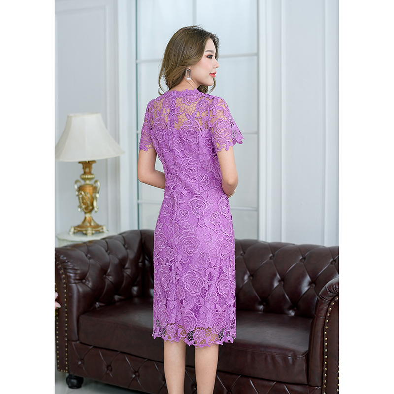 kudapy เดรสสั้นสีม่วง/สีชมพู ลูกไม้เงา ทอลายสวยๆ ลูกไม้เนื้อดี ทรงสวยยอดนิยม เป็นทรงใส่ง่ายดูเรียบหรูใส่ได้ทุกโอกาส