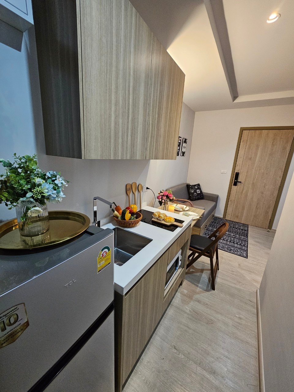 ให้เช่าคอนโด (อัลติจูด ยูนิคอร์น สาทร-ท่าพระ) High Rise โซนพื้นที่ BTS ตลาดพลู ห้องแบบ 1ห้องนอน 1ห้องน้ำ ขนาดห้อง 25 ตรม. ชั้น 18