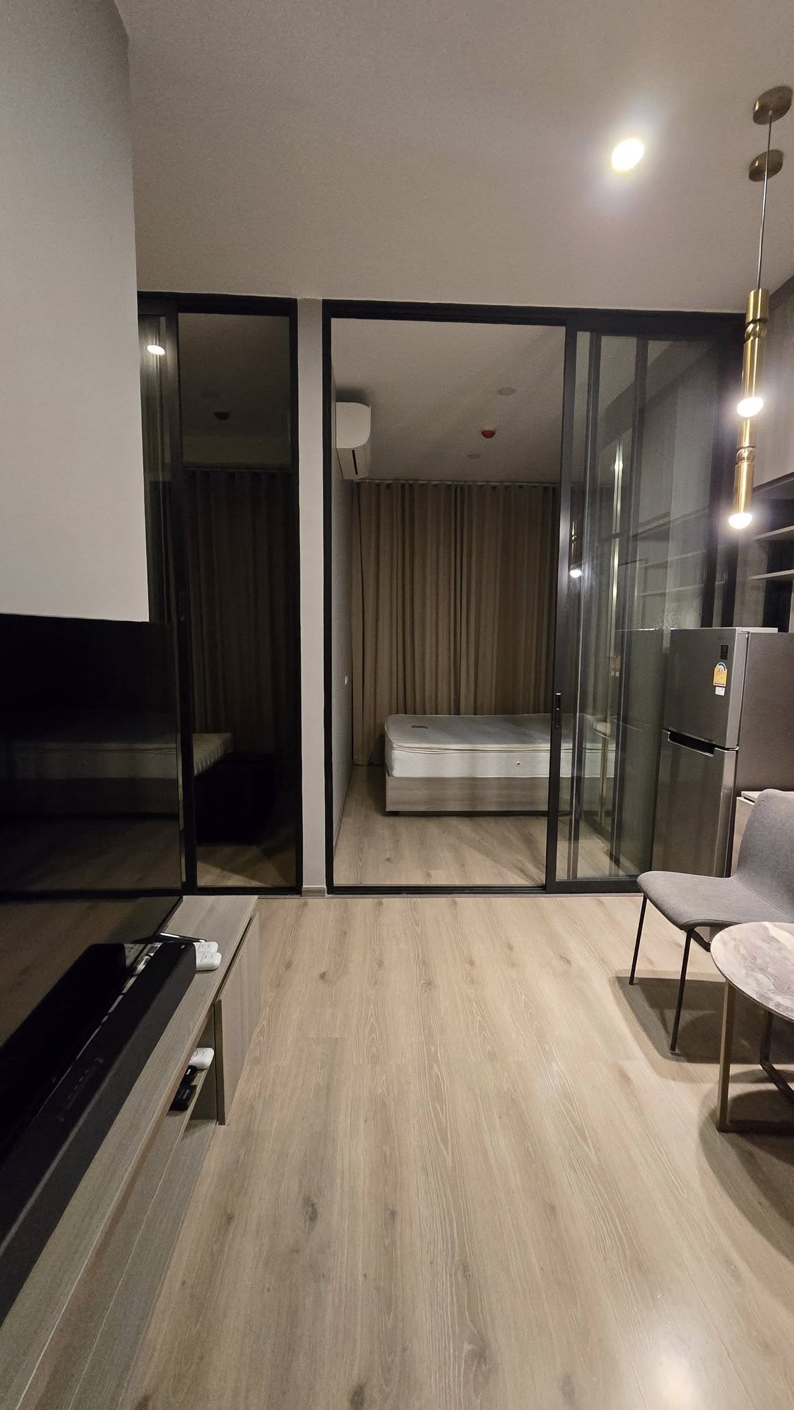 คอนโด Knightsbridge Prime Onnut (ไนท์บริดจ์ ไพร์ม อ่อนนุช) High Rise โซนพื้นที่ BTS อ่อนนุช ให้เช่าห้องแบบ 2ห้องนอนแต่สามารถเปลี่ยนเป็นห้องทำงานได้ 1ห้องน้ำ ขนาดห้อง 32 ตรม. ชั้น 30