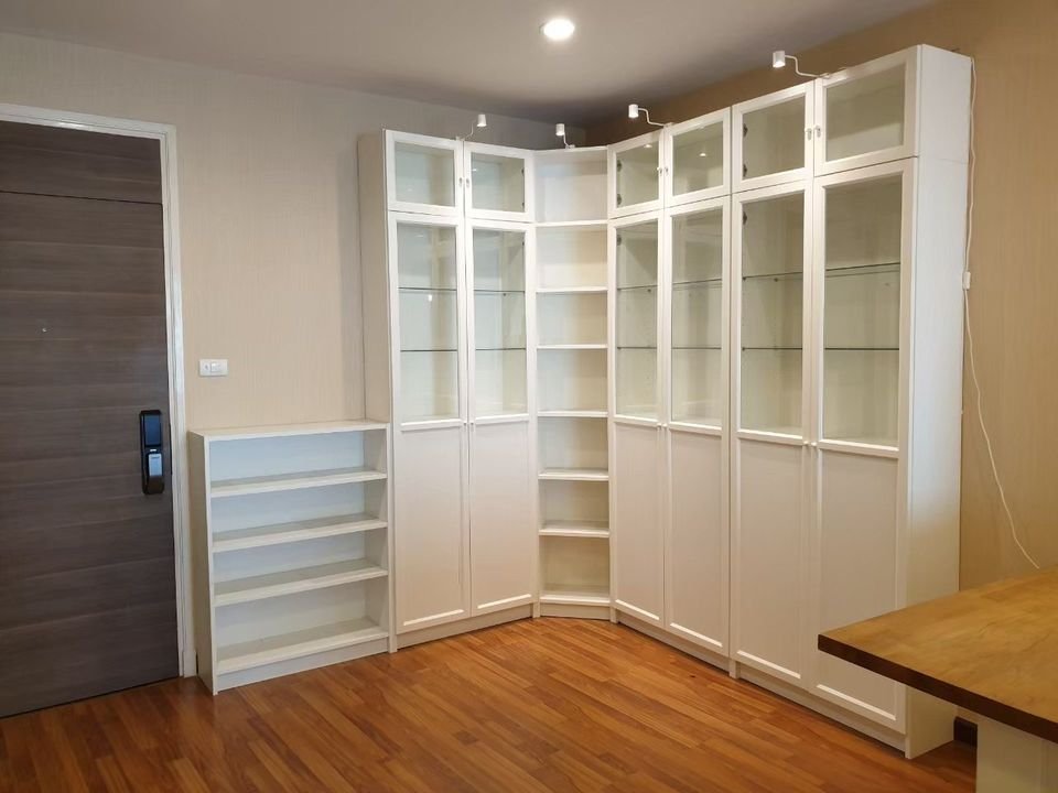 ปล่อยเช่าคอนโด Supalai Prima Riva (ศุภาลัย พรีมา ริวา) พระราม 3 - 1ห้องนอน 1ห้องน้ำ 1ห้องนั่งเล่น - ขนาดห้อง 63 ตรม. ชั้น 35 - ให้เช่า 22,000 ต่อเดือน สัญญาขั้นต่ำ 1 ปี