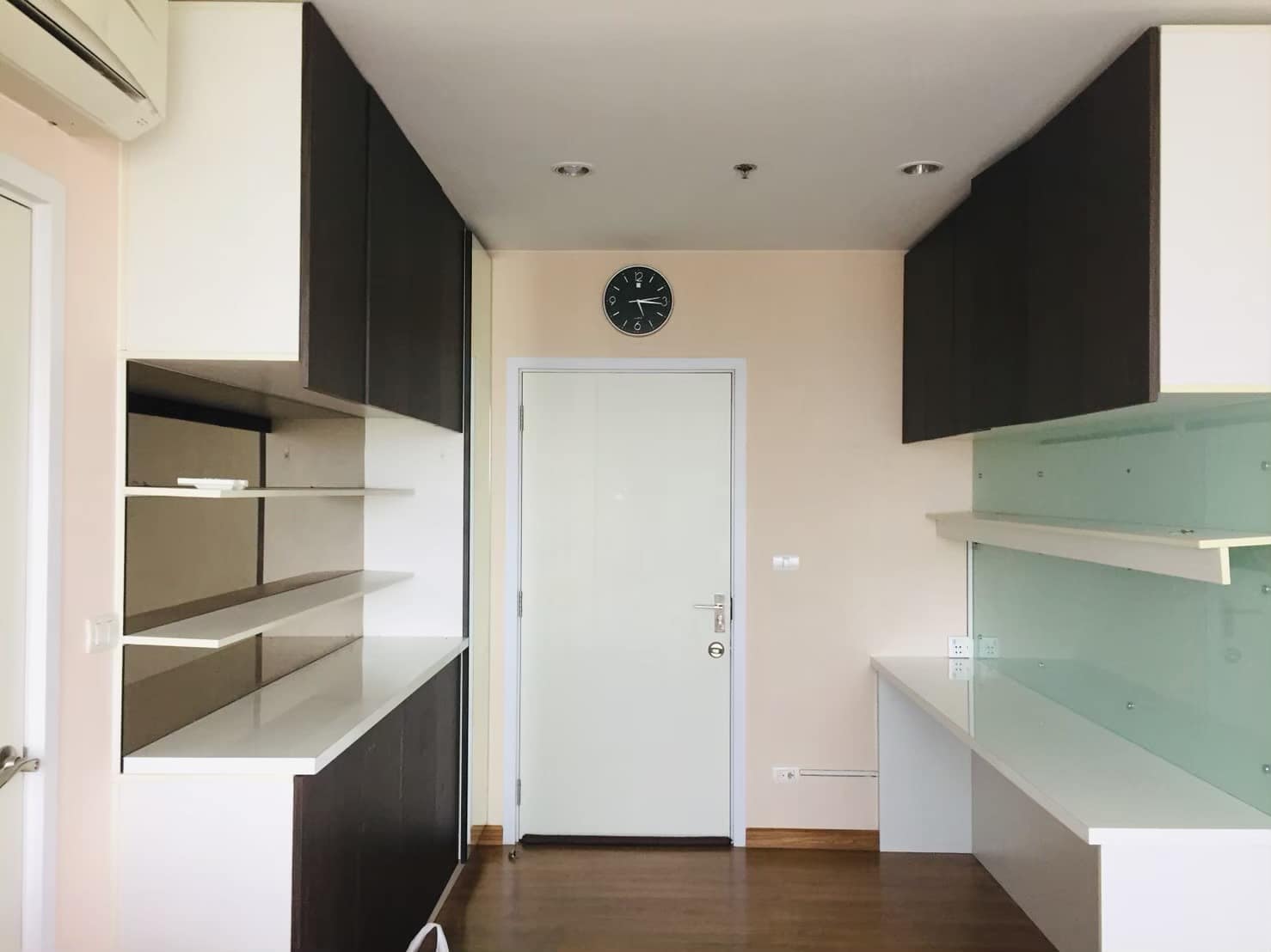 ปล่อยเช่าคอนโด The Tree Interchange (เดอะ ทรี อินเตอร์เชนจ์) - วิวแม่น้ำ 2ห้องนอน 2ห้องน้ำ 1ห้องนั่งเล่น - ใกล้ MRT เตาปูน บางโพ - ขนาดห้อง 58 ตรม+ที่จอด 12 ตรม รวม 70 ตรม ชั้น 37 ตึก A