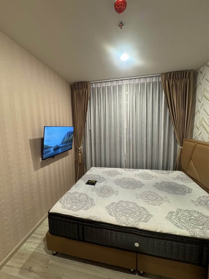 ให้เช่าคอนโด XT Huaikhwang (เอกซ์ที ห้วยขวาง) โซนพื้นที่ MRT ห้วยขวาง ห้องแบบ 1ห้องนอน / 1ห้องน้ำ / โซนครัวปิด ขนาดห้อง 35 ตรม. ชั้น 15