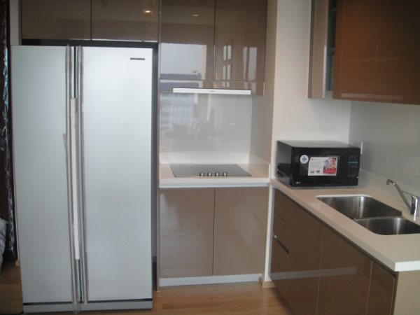 For Rent Condo Siri at Sukhumvit Soi38-40 near Bts Thonglor 100 ม.