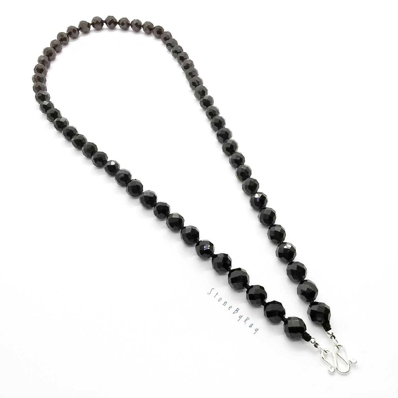 สร้อยคอนิลแท้เจียรเหลี่ยม Black Spinel