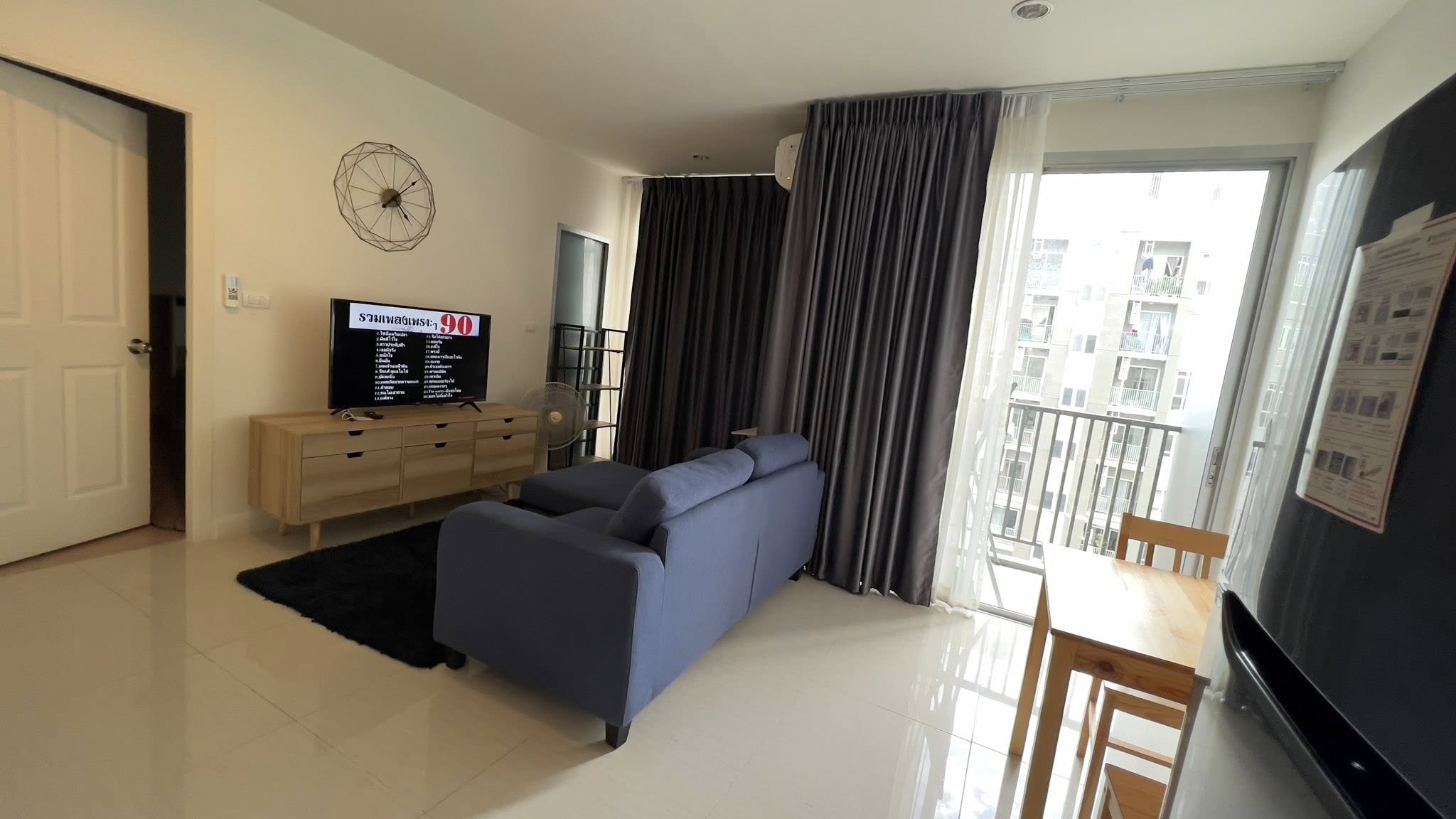 คอนโด Manor Sanambinnam (แมเนอร์ สนามบินน้ำ) High Rise โซนพื้นที่ MRT พระนั่งเกล้า ให้เช่าห้องแบบ 1ห้องนอน 1ห้องน้ำ ขนาดห้อง 39 ตรม. ชั้น 33 ตึก D