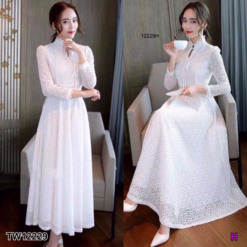 kudapy แม็กซี่เดรสแขนยาวสีขาว ชมพู คอจีนหยัก ผูกโบว์ เว้าคอหยดน้ำ ผ้าลูกไม้เนื้อดีทั้งชุด มีซับใน