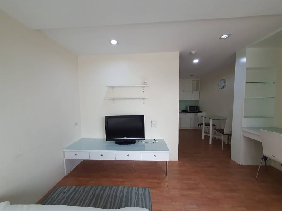 ให้เช่าคอนโด Boutique Ratchada 17 (บูทีค รัชดา 17) - โซนพื้นที่ MRT สุทธิสาร ห้วยขว้าง - ห้องแบบ Studio 1ห้องน้ำ - ขนาดห้อง 31 ตรม. ชั้น 8