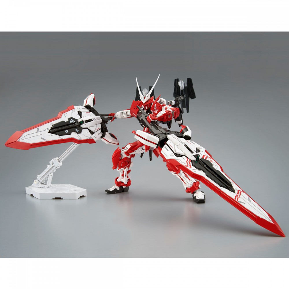 bandai 4573102635303 P-bandai MG 1/100 MBF-02VV Gundam Astray Turn Red