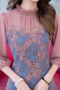 kudapy เดรสสั้นสีดำ/สีน้ำตาล /สีเทาฟ้า ลูกไม้งานสวยน่ารักมากๆ ดีเทลสวยหวาน ดีไซน์สวยใช้ผ้าลูกไม้เนื้อดี คอจับจีบตุ๊กตาน่ารักล้อมด้วยลูกไม้รอบคอ