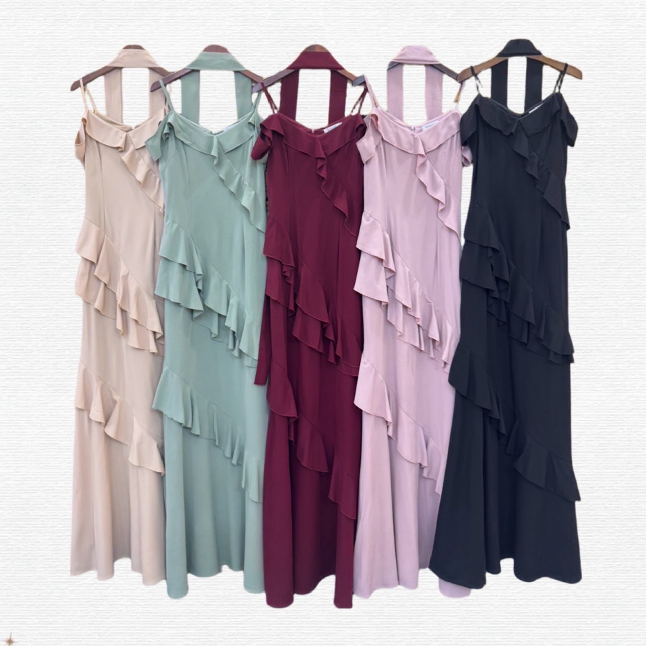 kudapy แม๊กซี่เดรสออกงาน สายเดี่ยวเปิดบ่า ระบายทั้งตัว เนื้อผ้าชีฟองหนา สวยพริ้ว