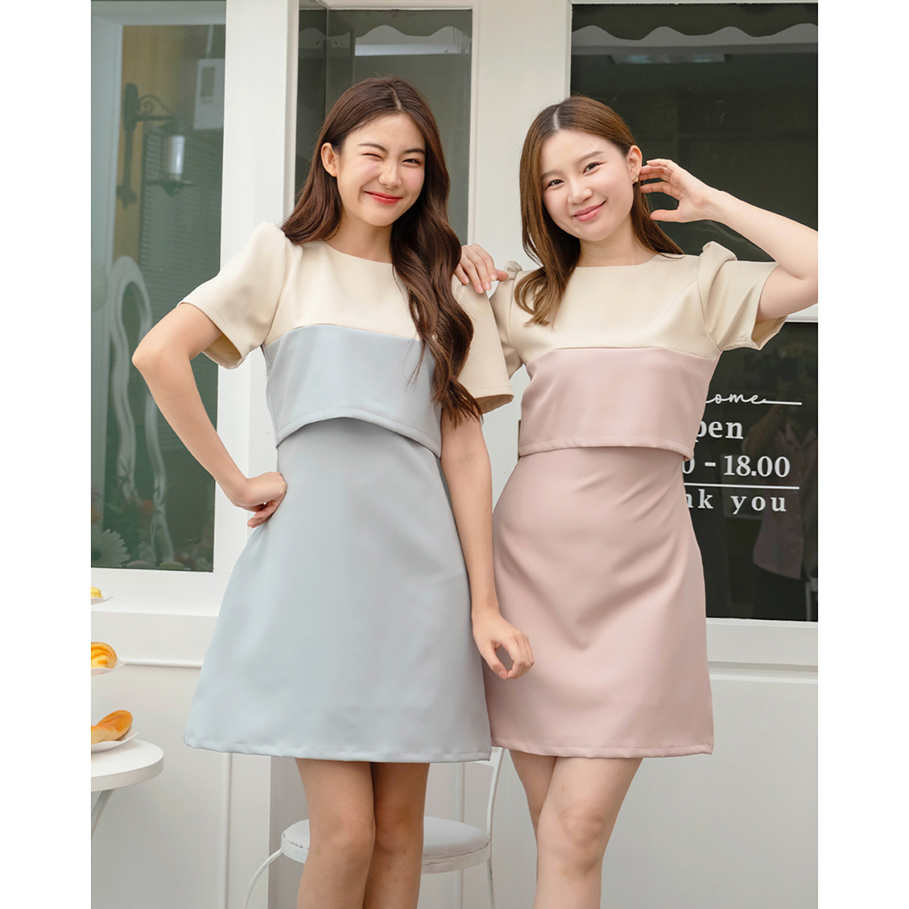 kudapy เดรสทรงเอแขนสั้นคอกลม ตัดต่อเล่นสีบ่าและแขน คู่สีทูโทนน่ารักมาก รูดไหล่ยกพองเบาๆเพิ่มความคิวท์