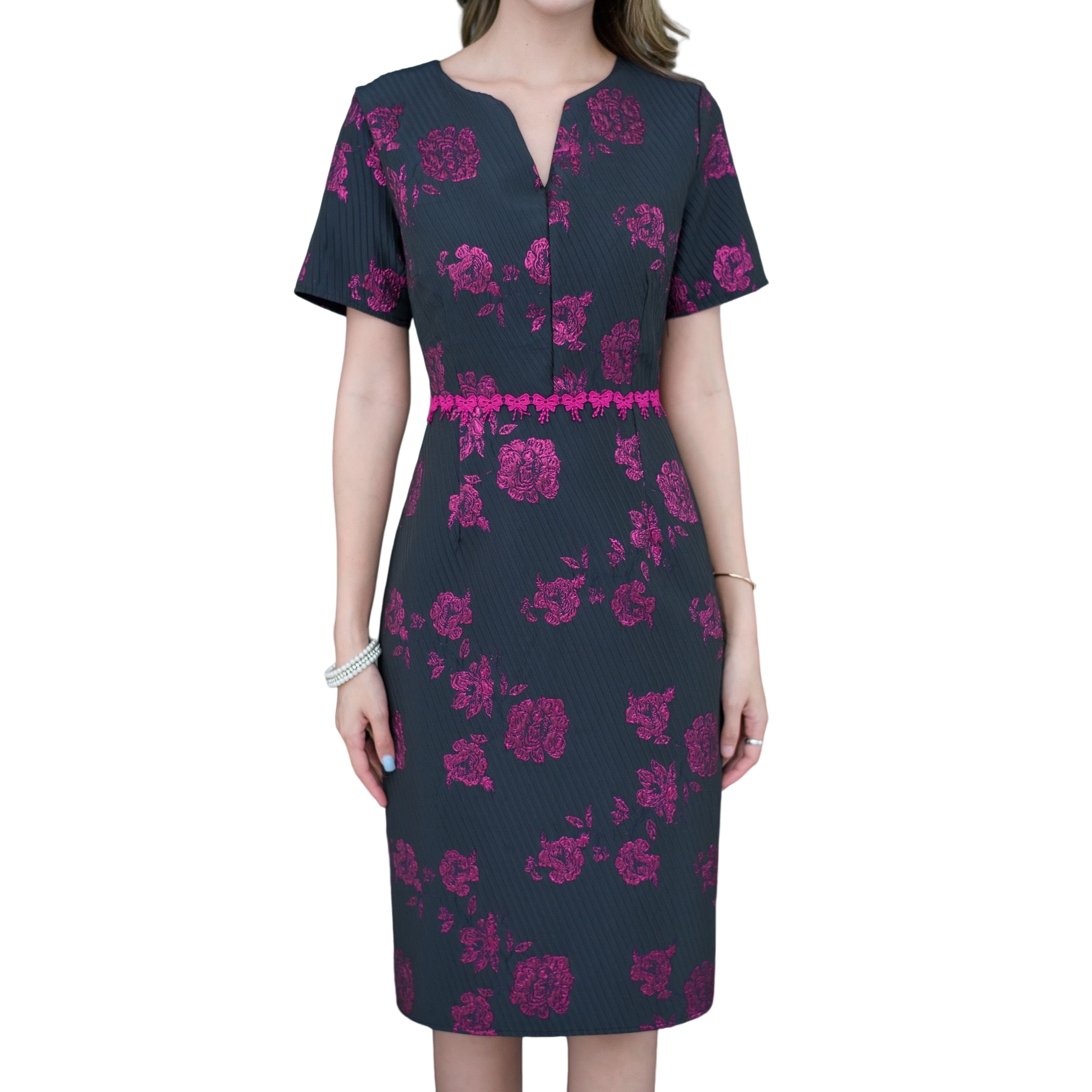 kudapy เดรสสั้นไปงานลายกุหลายดอกใหญ่สวยมากค่ะ สีกรมม่วง/สีฟ้าคราม/สีน้ำตาล ทรงเอเข้ารูปสวยตามแบบ มีซับใน ซิบหลัง