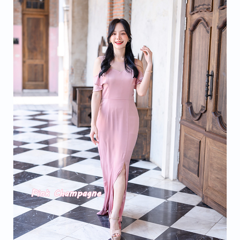 kudapy เดรสยาวPink Champagne/Pink Gold ทรงสวย ใส่ออกงานสวยหรูดูแพง ช่วงบนทำเป็นอก Curve คล้ายเกาะอก แต่จริงๆแล้วแต่งด้วยผ้าซีทรูใส่ง่ายไม่ต้องกลัวโป๊กลัวหลุด