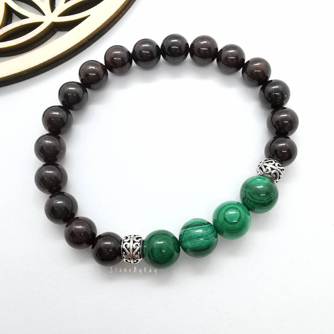 สร้อยข้อมือหินมาลาไคต์ร้อยกับหินโกเมน Malachite+Garnet