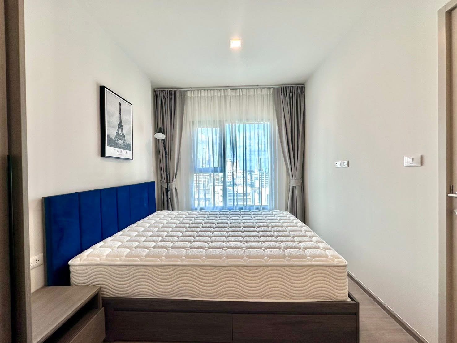 ให้เช่าคอนโด THE BASE Phetchaburi - Thonglor (เดอะ เบส เพชรบุรี - ทองหล่อ) โซน รถไฟฟ้า MRT เพชรบุรี 1ห้องนอน / 1ห้องน้ำ ขนาดห้อง 34 ตรม. ชั้น 10