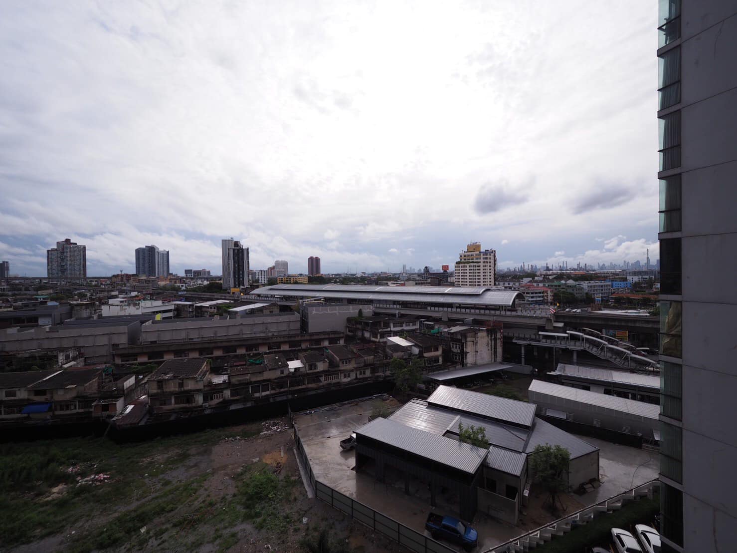 สนใจชมห้องติดต่อได้เลย Line ID: Smile-easy ปล่อยเช่าคอนโด IDEO Mix Sukhumvit 103 (ไอดีโอ มิกซ์ สุขุมวิท 103) - 1ห้องนอน 1ห้องน้ำ 1ห้องนั่งเล่น - ใกล้ BTS อุดมสุข - ขนาดห้อง 30 ตรม. ชั้น 10 ตึก A