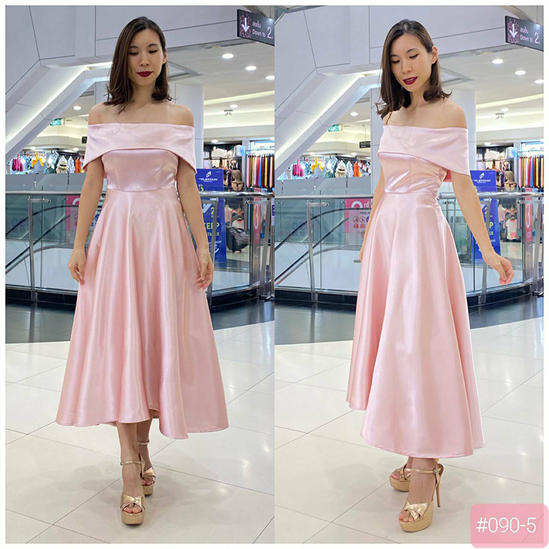 kudapy kudapy เดรสเปิดบ่า พับอก หน้าสั้นหลังยาวสีเขียวอมเทา ฟ้า ขาว ชมพู อัดกาวเก็บทรงสวย สามารถยืดหยุ่นได้