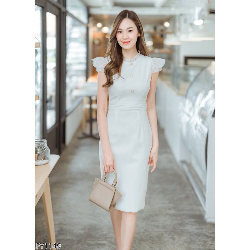 kudapy เดรสสั้นสีขาว/สีชมพู กระโปรงเข้ารูปแขนกุดระบายลูกไม้