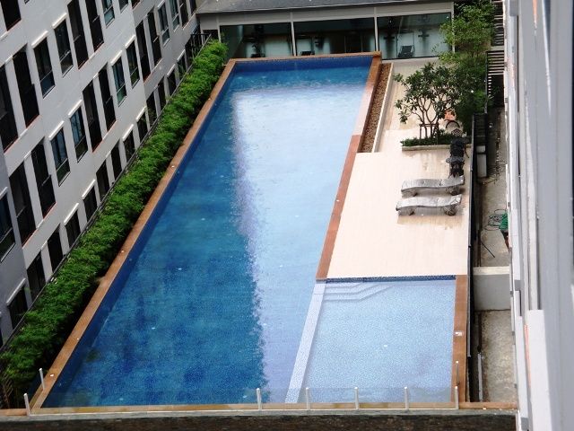 ให้เช่าคอนโดพร้อมเข้าอยู่วิวสระว่ายน้ำรีเจ้นท์ โฮม 15 แจ้งวัฒนะ