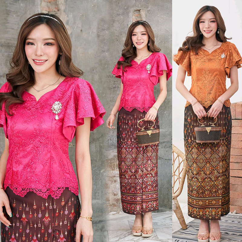 kudapy ชุดเซ็ทเสื้อลูกไม้ใยบวบดอกลอยสีชมพูเเข้ม/สีส้ม ผ้าถุงผ้าไหมแพรวากาฬสินทร์สำเร็จรูปอัดกาวอย่างดี