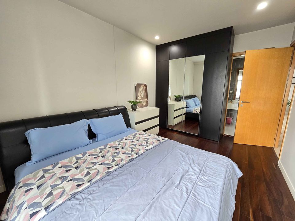 ปล่อยเช่าคอนโด Circle Condominium (เซอร์เคิล คอนโดมิเนียม) - 2ห้องนอน 2ห้องน้ำ 1ห้องนั่งเล่น - ใกล้ MRT เพชรบุรี ARL มักกะสัน - ขนาดห้อง 75 ตรม. ชั้น 12 ตึก 2