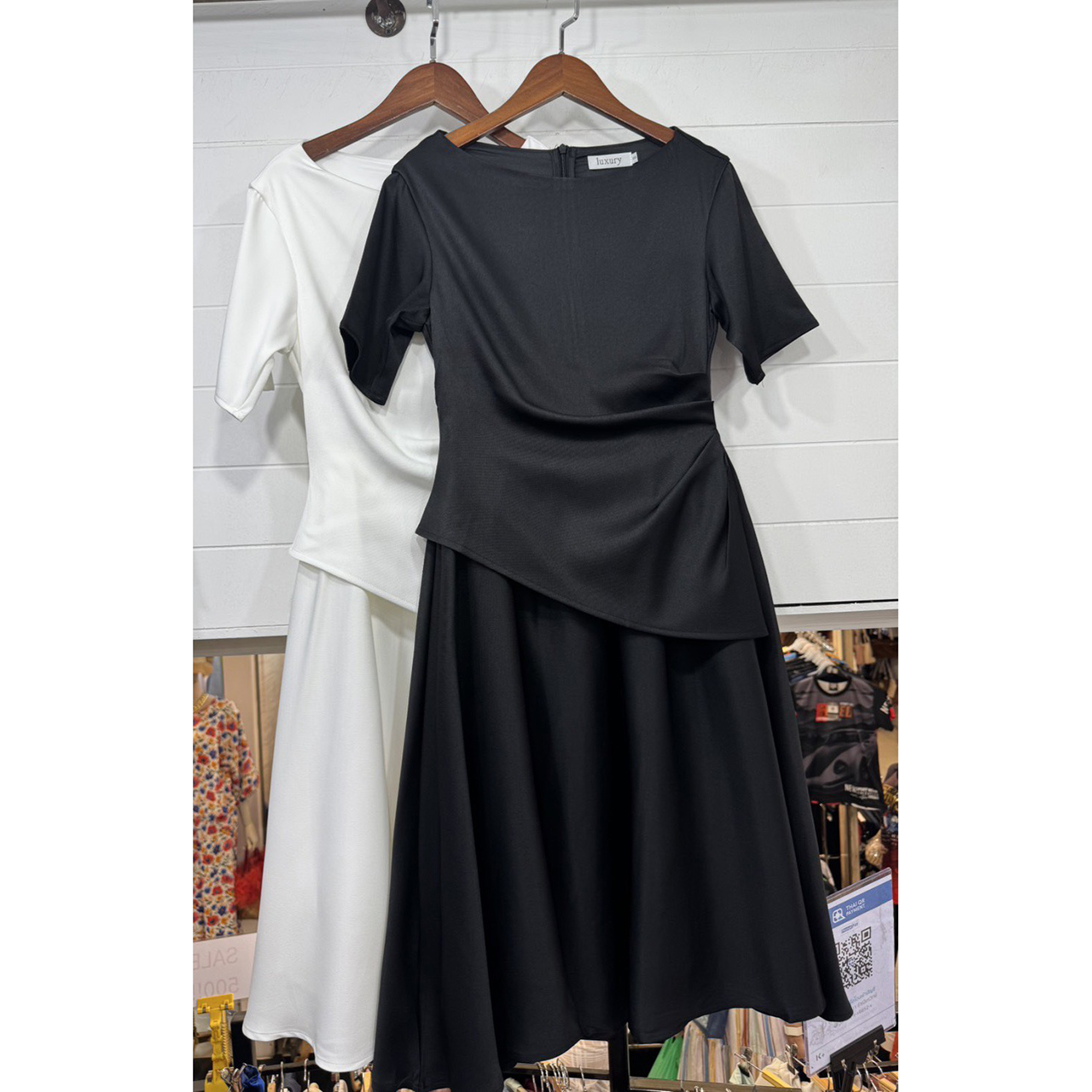 kudapy เดรสแขนสั้น คอปาด เกาหลี ดีเทลเสื้อจับจีบเอว เข้ารูป เก็บทรง