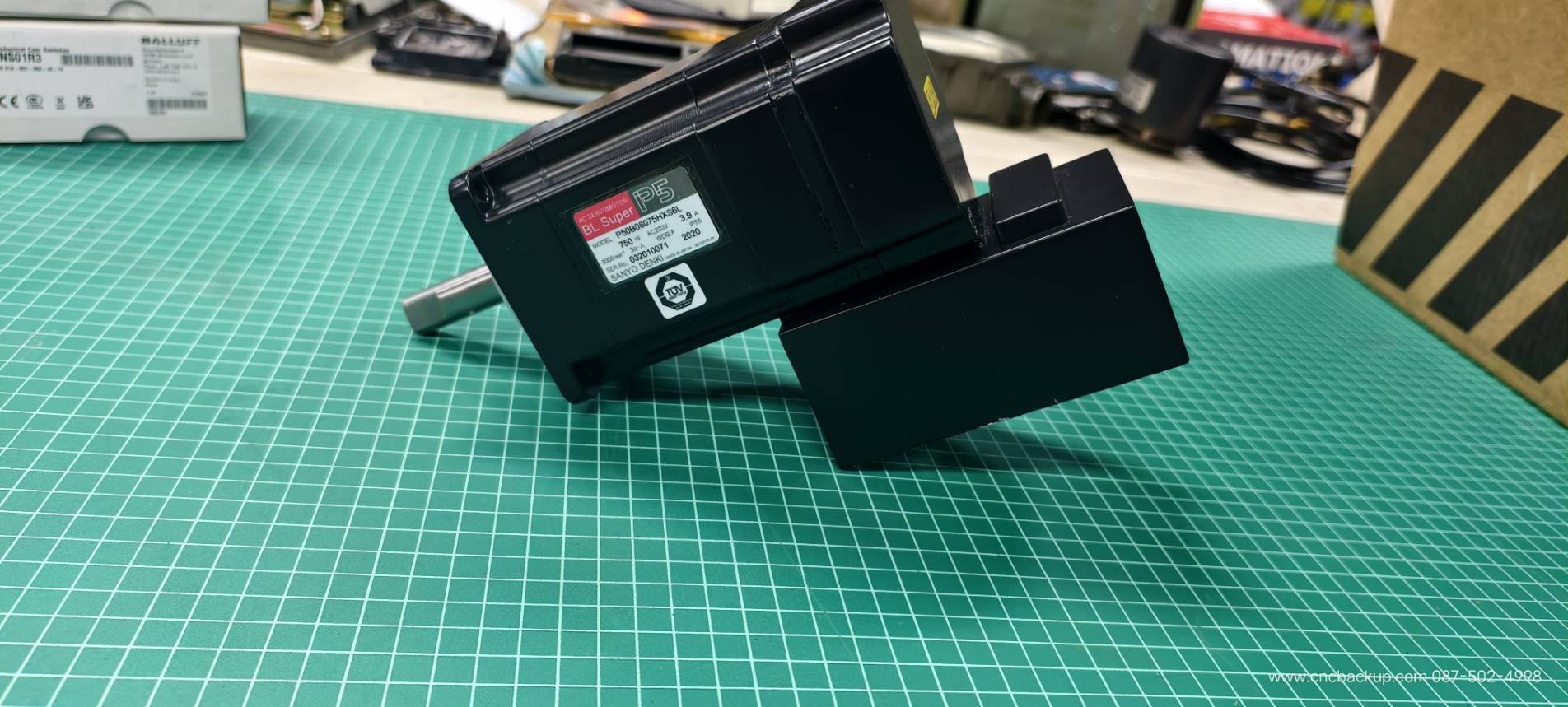 SANYO DENKI P50B08075HXS6L SERVO MOTOR