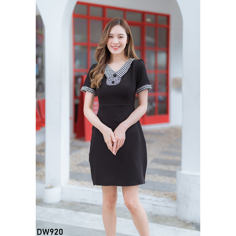 kudapy เดรสสั้นสีชมพู/สีน้ำตาล/สีดำ สีพื้นแต่งสก็อตใส่สบายสวยดูดี