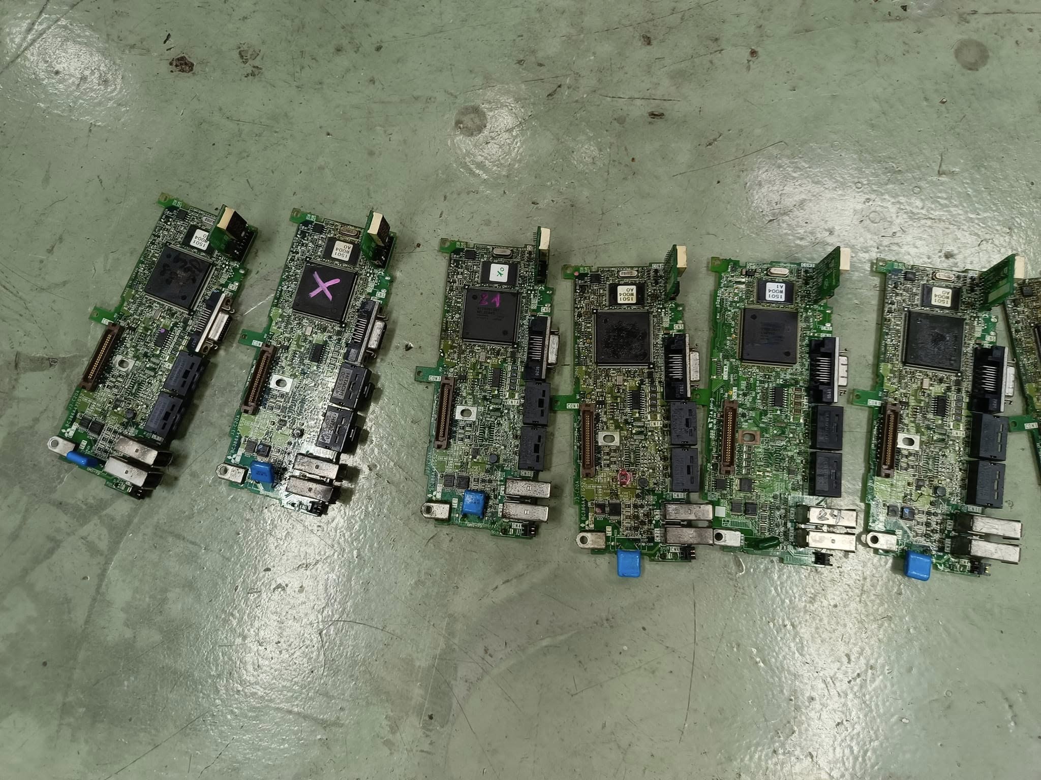 งานรอซ่อม board cnc Mitsubishi