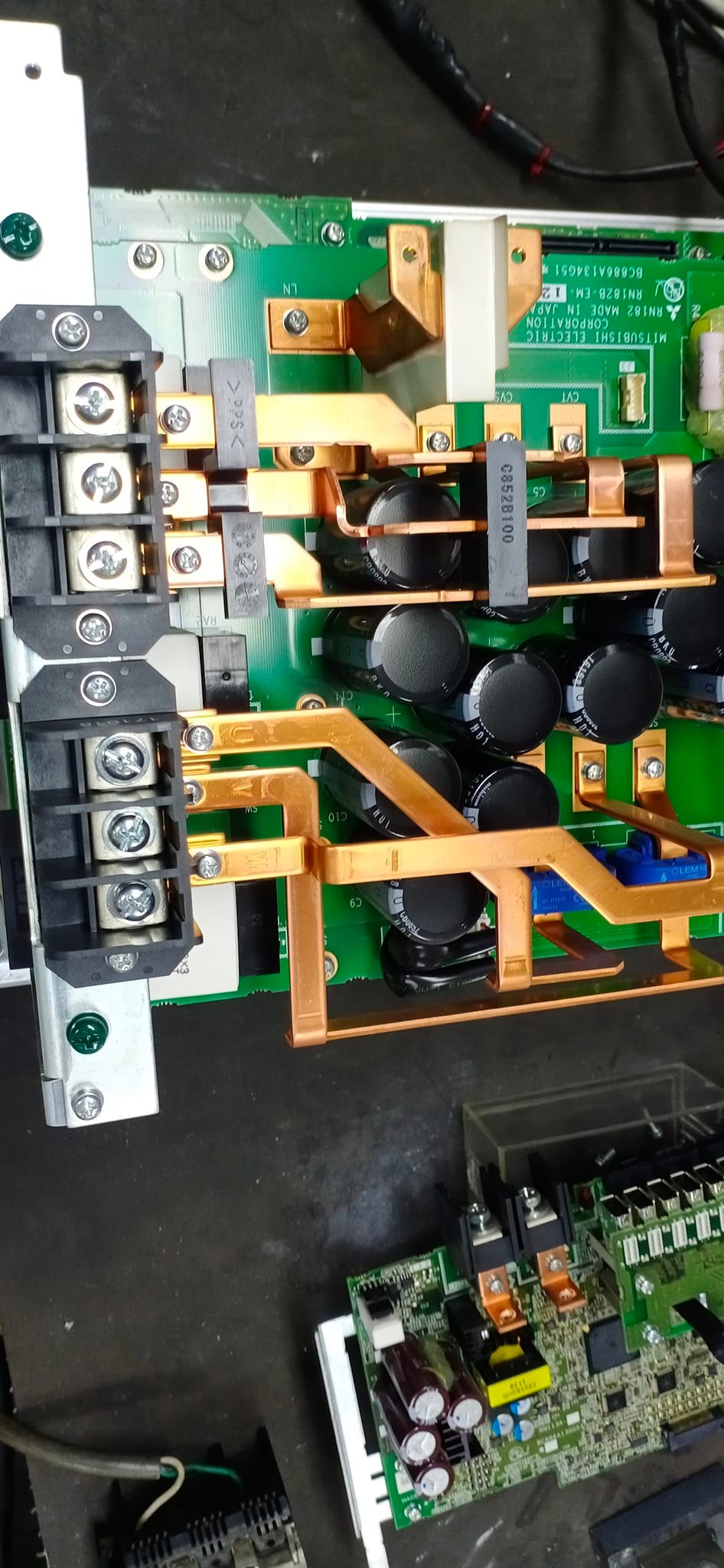 งานซ่อม SERVO DRIVE สำหรับ Controller Mitsubishi M80