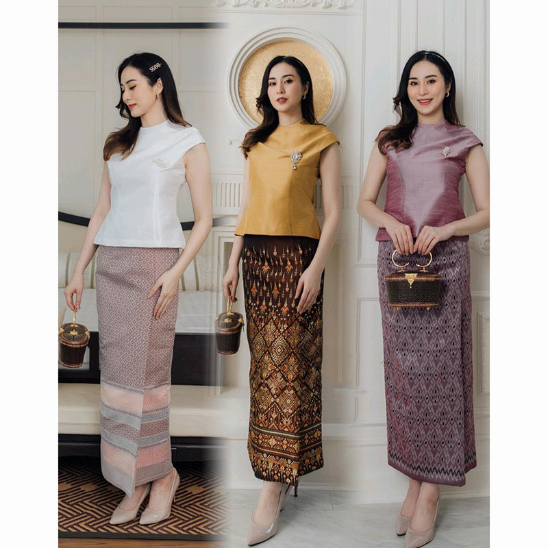 kudapy ชุดเซ็ทเสื้อผ้าไหมแพรทิพย์เกรดพรีเมี่ยมอัดกาวอย่างดีสีขาว/สีทอง/สีม่วง + ผ้าถุงเย็บสำเร็จทอลายอัดกาว
