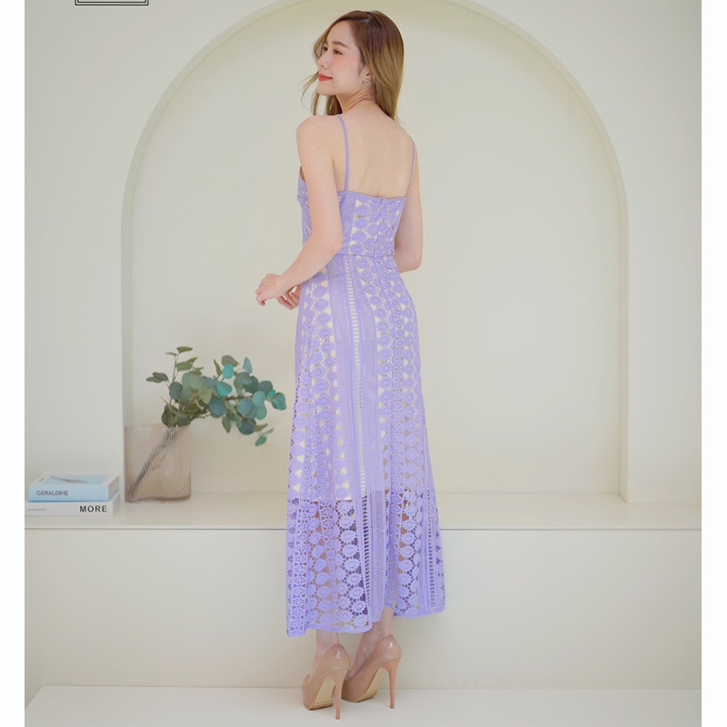 kudapy เดรสยาวสีขาว/สีม่วง สายเดี่ยวมีกระดุมตรงกลาง