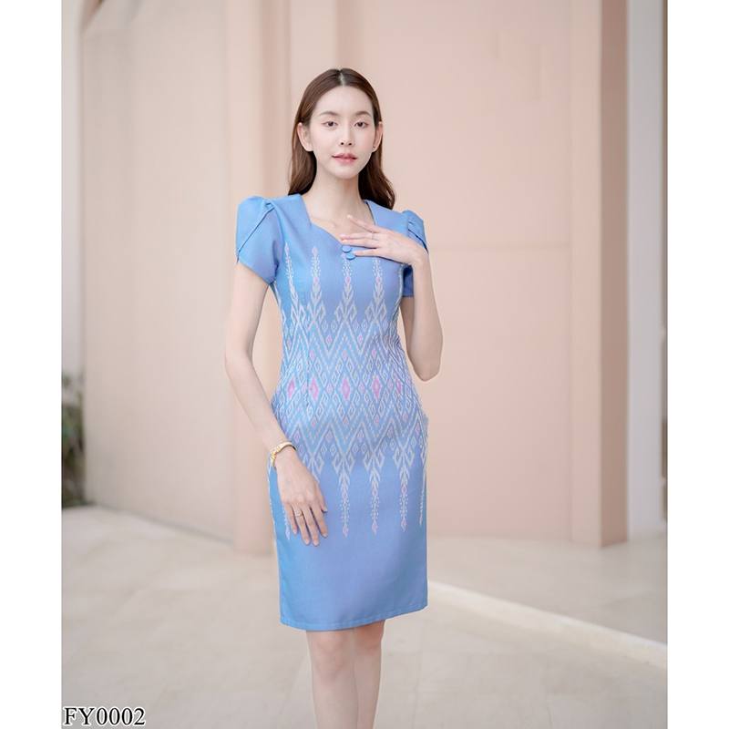 kudapy เดรสสั้นสีฟ้า/สีเขียว/สีชมพู ผ้าทอลายสวยๆ คอหัวใจ แขนกลีบบัว แต่งกระดุมปั๊มทรงสอบ สวยปังสุดๆ