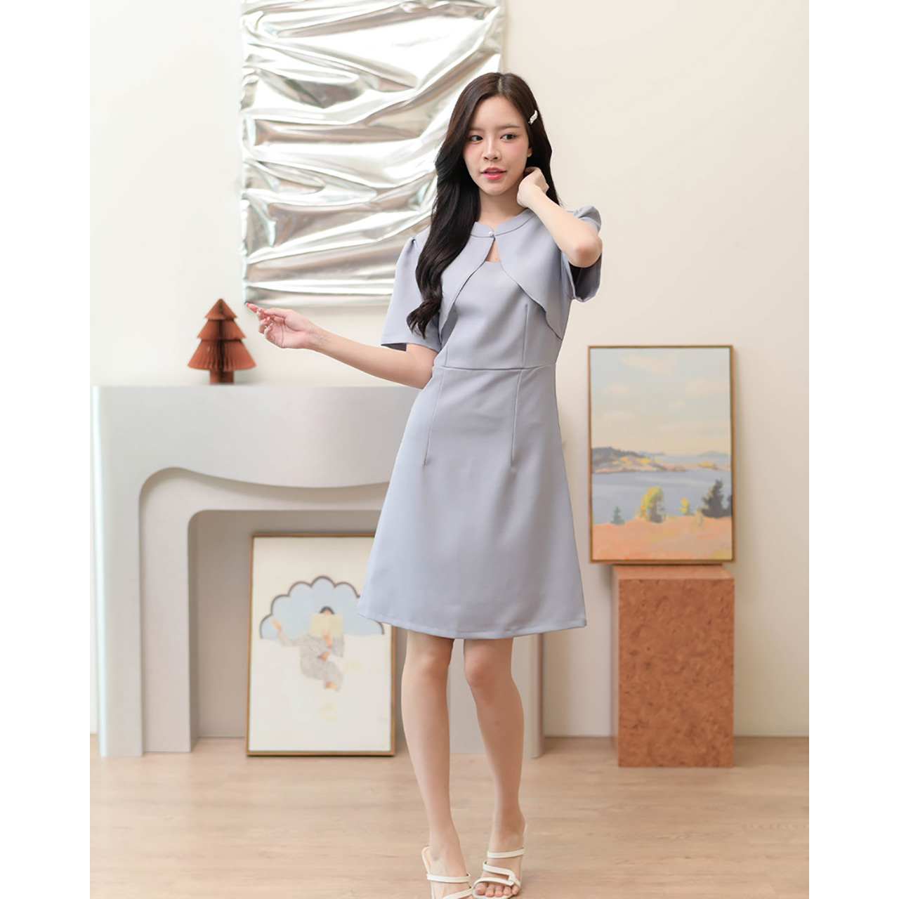 kudapy เดรสทรงเอแขนสั้น ดีไซน์เย็บติดเสื้อคลุม คอกระดุมมุก รูดไหล่แขนพองน่ารัก