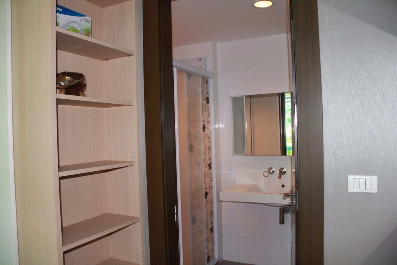 คอนโด Rhythm Ratchada (ริธึ่ม รัชดา) High Rise โซนพื้นที่ MRTรัชดา ให้เช่าห้องแบบ 1ห้องนอน 1ห้องน้ำ 1ครัวปิด ขนาดห้อง 47 ตรม. ชั้น 5