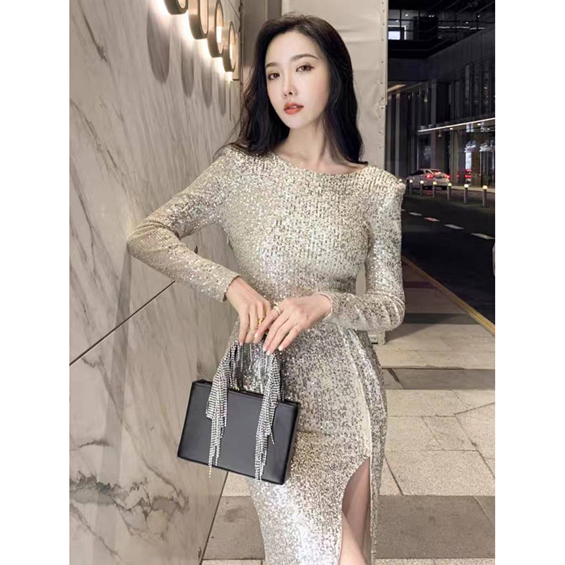 kudapy 👗 เดรสสั้นเทาเงิน , โรสโกลด์ , แดงเบอร์กันดี ออกงาน ดีไซน์แขนยาว กระโปรงเว้าสูง เนื้อผ้าปักเลื่อม เนื้อผ้ายืดเข้ารูปตามตัวใส่สวย