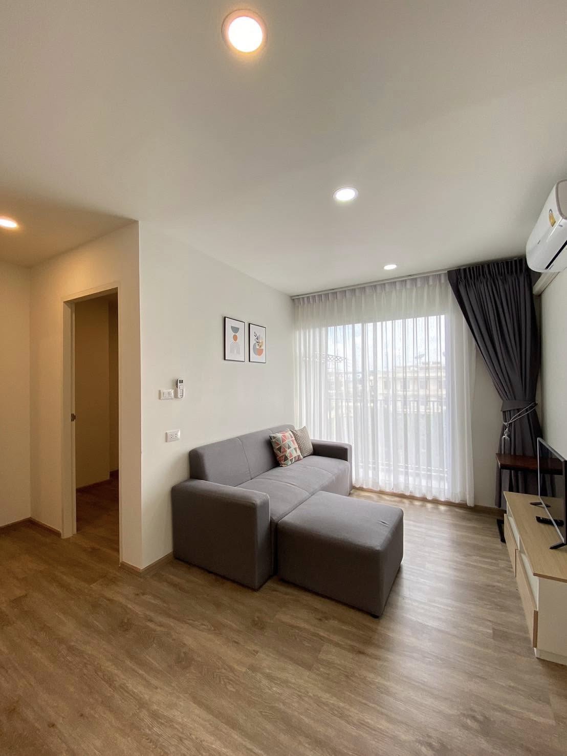 ให้เช่าห้องแบบ 2ห้องนอน 2ห้องน้ำ 1ครัวแยก โซนพื้นที่ MRT ศรีด่าน คอนโด Sena Kith Srinakarin - Sridan (เสนาคิทท์ ศรีนครินทร์ - ศรีด่าน) Low Rise ขนาดห้อง 45 ตรม. ชั้น 6