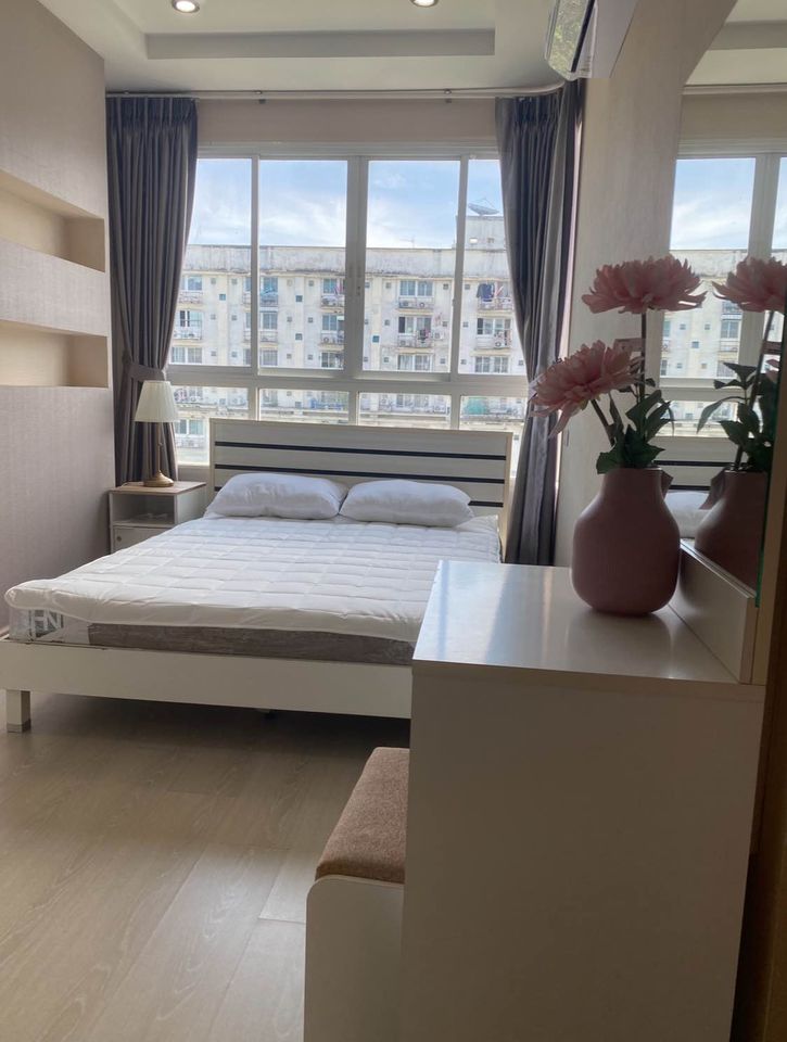 ปล่อยเช่าคอนโด Happy Condo Ladprao 101 (แฮปปี้ คอนโด ลาดพร้าว 101) - Studio 1ห้องน้ำ 1ห้องครัว - ใกล้ MRT ลาดพร้าว 101 - ขนาดห้อง 28 ตรม. ชั้น 5 ตึก H