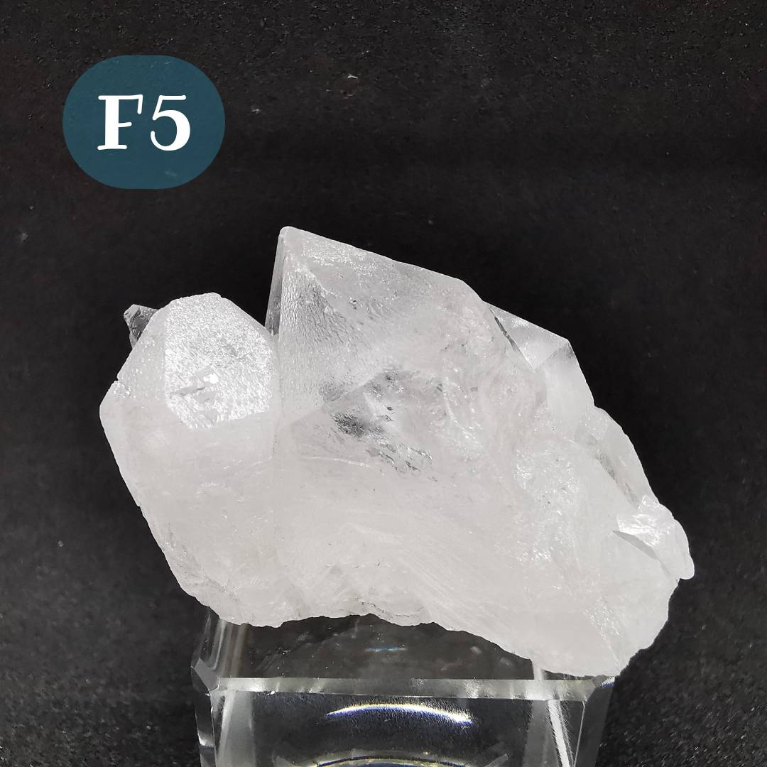 หินคริสตัลควอตซ์ผลึกธรรมชาติ Crystal Quartz
