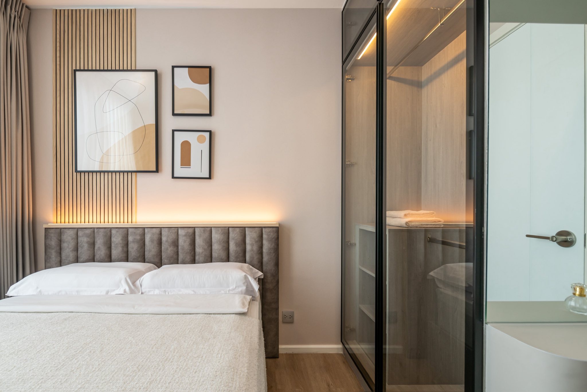 ให้เช่าคอนโด Modiz Rhyme Ramkhamhaeng (โมดิซ ไรห์ม รามคำแหง) High Rise โซนพื้นที่ รามคำแหง ห้องแบบ 1ห้องนอน 1ห้องน้ำ โซนครัวปิด ขนาดห้อง 26 ตรม. ชั้น 18